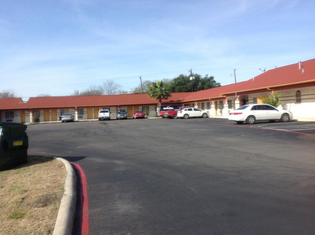 Luxury Inn And Suites Seaworld San Antonio Luaran gambar